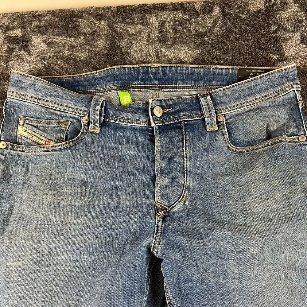 Diesel Larkee-Beex Light Blue Denim Jeans Tapered Men's 33(35X29 Button Fly